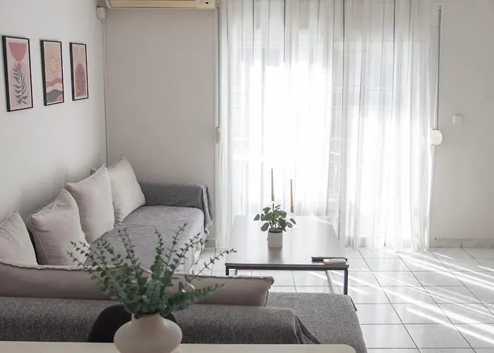Downtown Apartment/Anavros Rooms